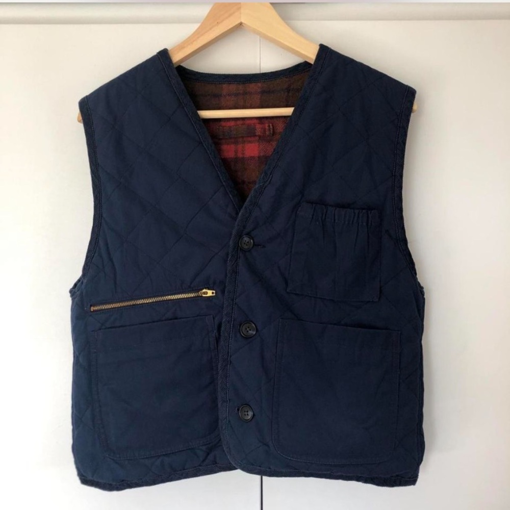 Eddie Bauer reversible quilted vest
